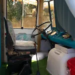 Jabuti Autocaravana Con Porche Y Aparcamiento * Кадіс