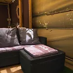 Jabuti Autocaravana Con Porche Y Aparcamiento * Кадіс