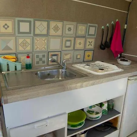 Jabuti Autocaravana Con Porche Y Aparcamiento Camping *