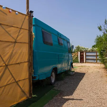Jabuti Autocaravana Con Porche Y Aparcamiento Cadiz