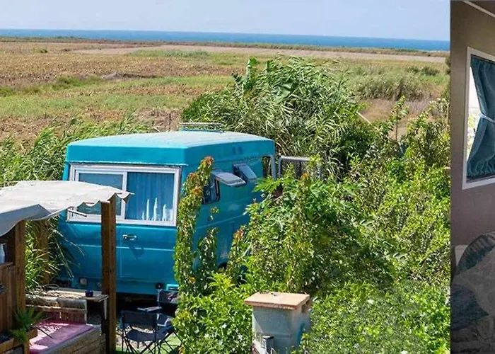 Jabuti Autocaravana Con Porche Y Aparcamiento Cadiz