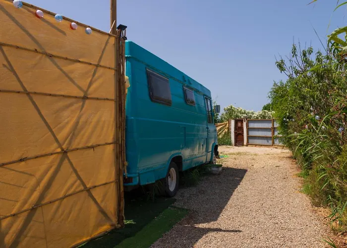 Jabuti Autocaravana Con Porche Y Aparcamiento Cádiz