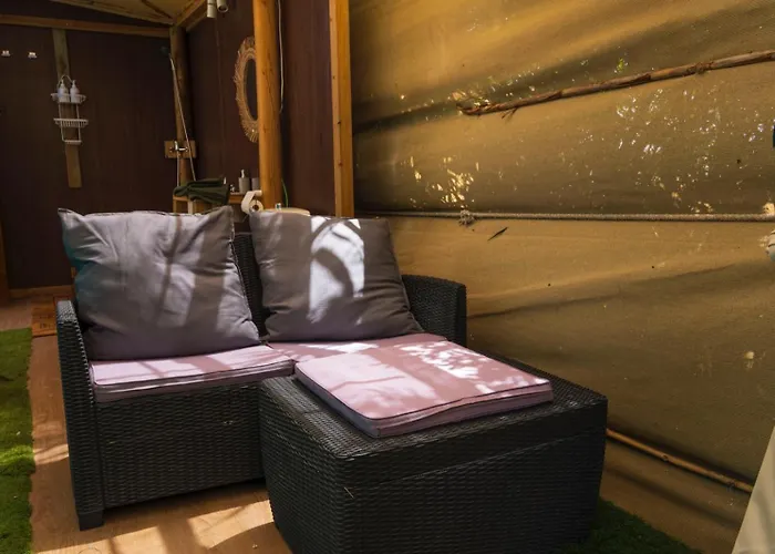 Jabuti Autocaravana Con Porche Y Aparcamiento * Cadix