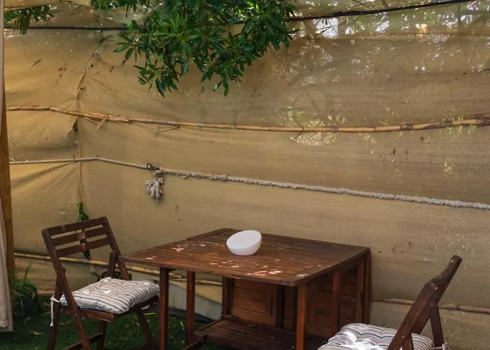 Jabuti Autocaravana Con Porche Y Aparcamiento Campingplatz